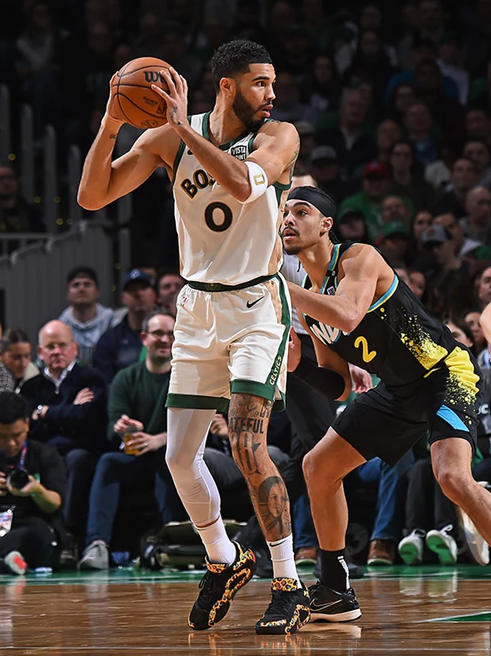 包含波士顿凯尔特人NBA击败迈阿密热火塔图姆三分制胜的词条